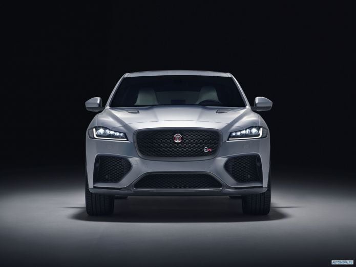 2019 Jaguar F-Pace SVR - фотография 3 из 40