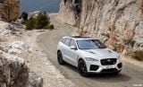 jaguar_2019_f_pace_svr_009.jpg