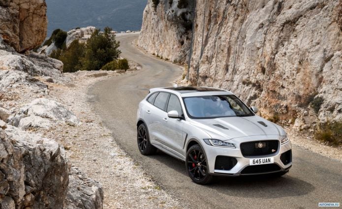 2019 Jaguar F-Pace SVR - фотография 9 из 40