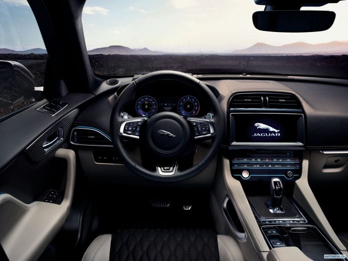 2019 Jaguar F-Pace SVR - фотография 23 из 40