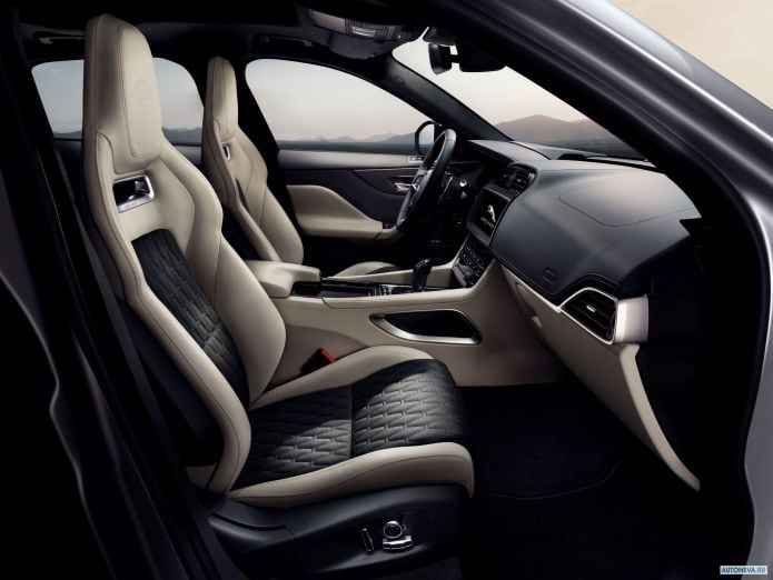 2019 Jaguar F-Pace SVR - фотография 28 из 40