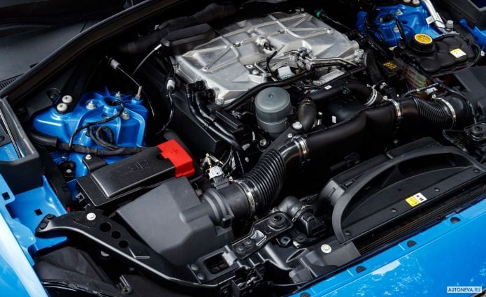 2019 Jaguar F-Pace SVR - фотография 30 из 40