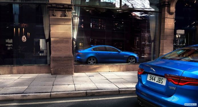 2020 Jaguar XE D180 HSE - фотография 20 из 24