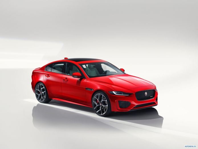2020 Jaguar XE R-Dynamic - фотография 8 из 36