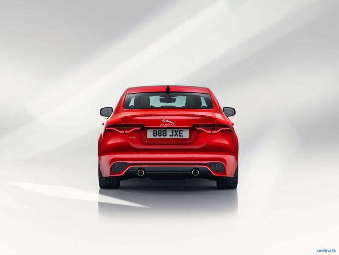 2020 Jaguar XE R-Dynamic - фотография 28 из 36