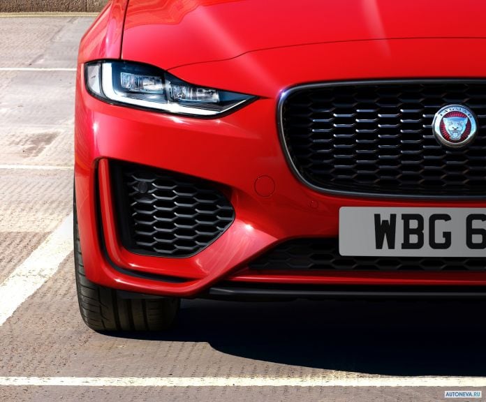 2020 Jaguar XE R-Dynamic - фотография 36 из 36