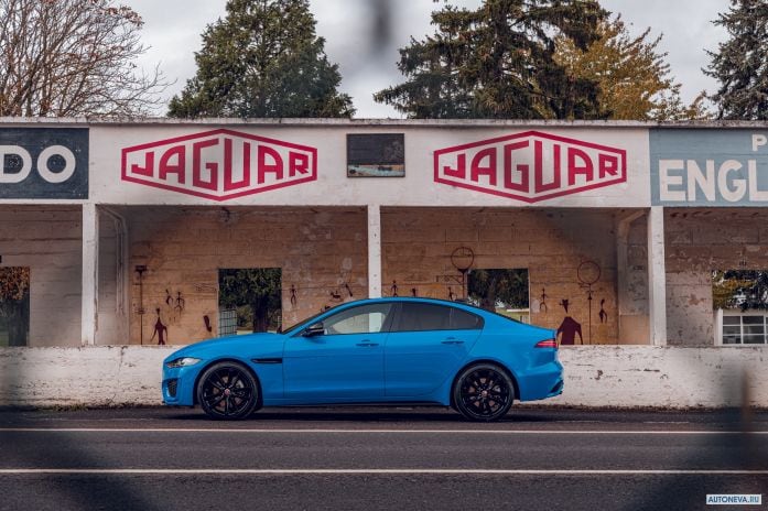 2020 Jaguar XE R-dynamic Reims Edition - фотография 16 из 40 2020 Jaguar XE R-dynamic Reims Edition - фотография 16 из 40