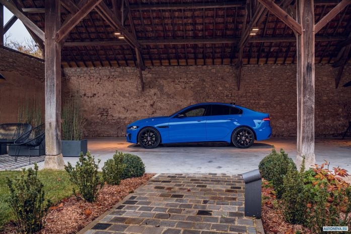 2020 Jaguar XE R-dynamic Reims Edition - фотография 17 из 40 2020 Jaguar XE R-dynamic Reims Edition - фотография 17 из 40
