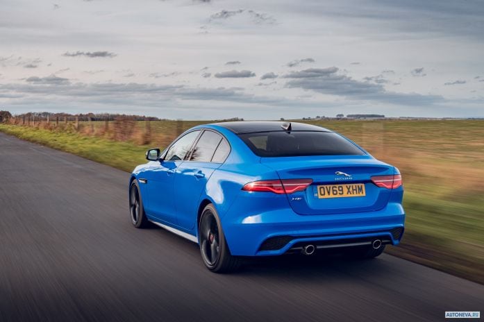 2020 Jaguar XE R-dynamic Reims Edition - фотография 18 из 40 2020 Jaguar XE R-dynamic Reims Edition - фотография 18 из 40