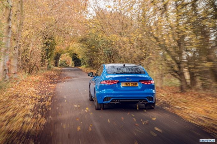 2020 Jaguar XE R-dynamic Reims Edition - фотография 23 из 40 2020 Jaguar XE R-dynamic Reims Edition - фотография 23 из 40