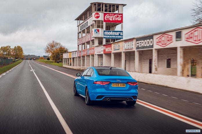 2020 Jaguar XE R-dynamic Reims Edition - фотография 27 из 40 2020 Jaguar XE R-dynamic Reims Edition - фотография 27 из 40