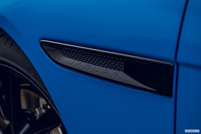2020 Jaguar XE R-dynamic Reims Edition - фотография 35 из 40 2020 Jaguar XE R-dynamic Reims Edition - фотография 35 из 40