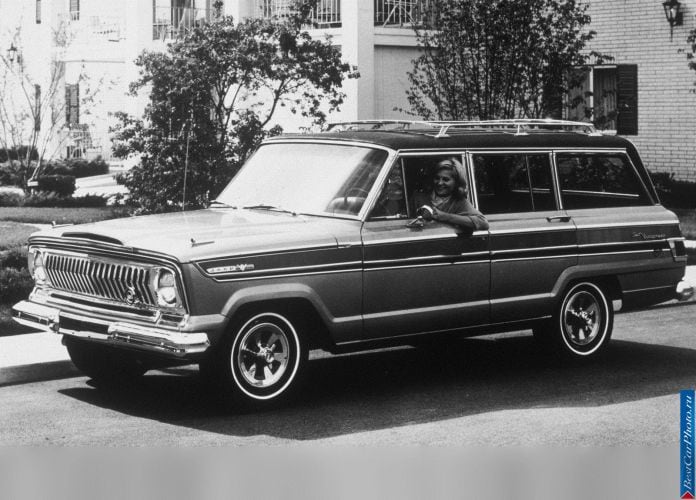 1963 Jeep Wagoneer - фотография 2 из 2