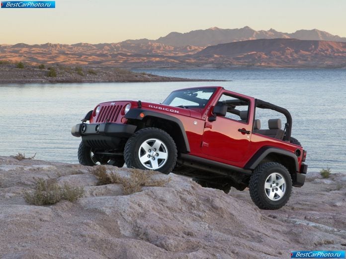 2007 Jeep Wrangler Rubicon - фотография 2 из 31