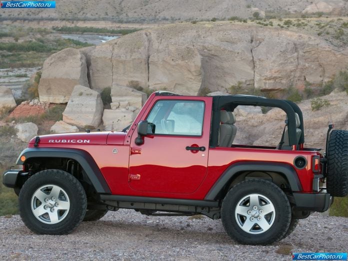 2007 Jeep Wrangler Rubicon - фотография 12 из 31