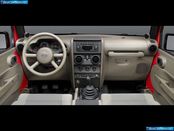2007 Jeep Wrangler Rubicon - фотография 24 из 31
