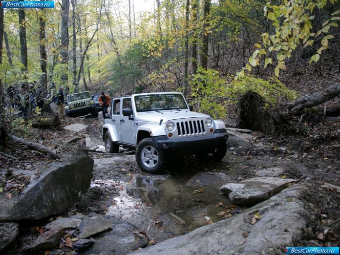 2007 Jeep Wrangler Unlimited - фотография 20 из 39