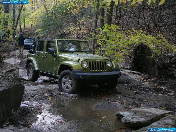 2007 Jeep Wrangler Unlimited - фотография 22 из 39