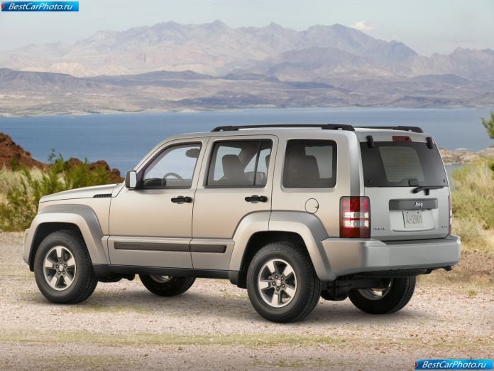 2008 Jeep Liberty - фотография 8 из 33