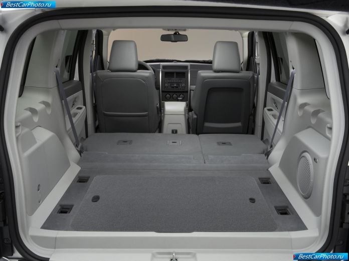 2008 Jeep Liberty - фотография 16 из 33