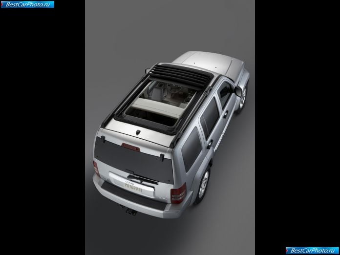 2008 Jeep Liberty - фотография 29 из 33