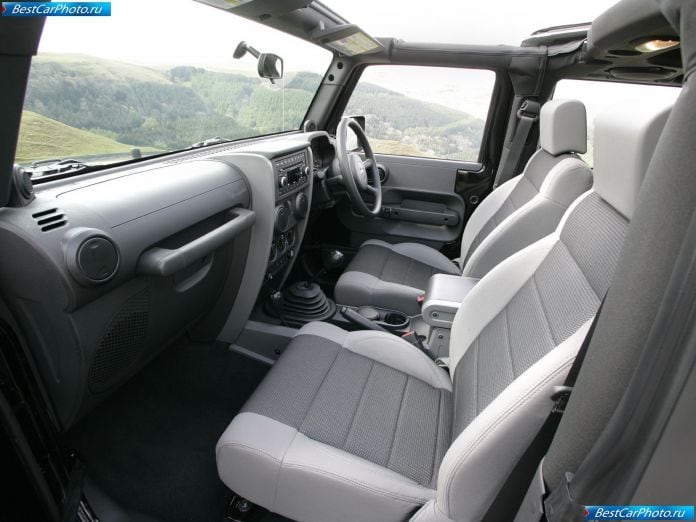 2008 Jeep Wrangler Uk Version - фотография 12 из 16