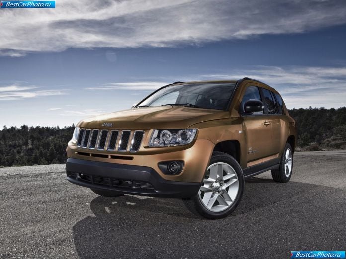 2011 Jeep Compass - фотография 5 из 53