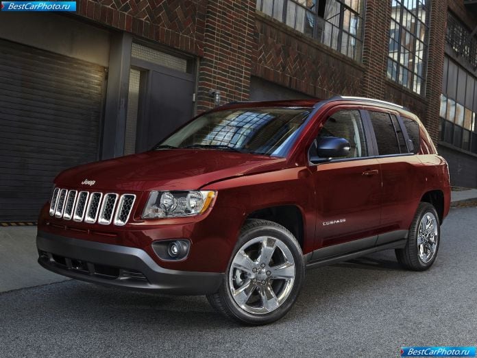 2011 Jeep Compass - фотография 7 из 53