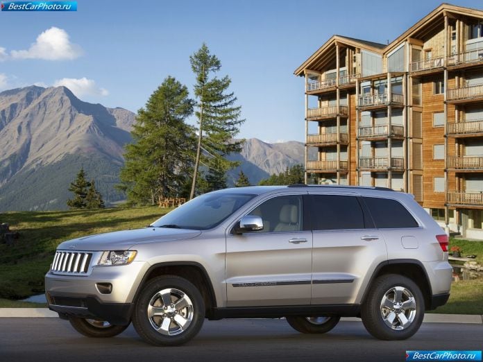 2011 Jeep Grand Cherokee - фотография 15 из 88