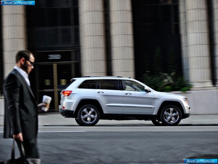 2011 Jeep Grand Cherokee - фотография 22 из 88