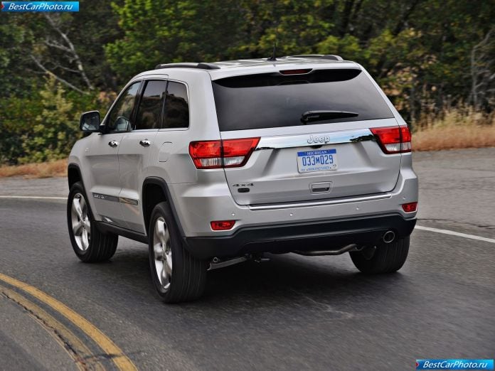 2011 Jeep Grand Cherokee - фотография 27 из 88
