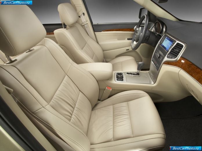 2011 Jeep Grand Cherokee - фотография 43 из 88