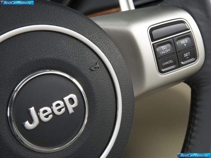2011 Jeep Grand Cherokee - фотография 47 из 88
