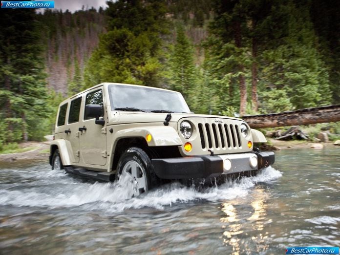 2011 Jeep Wrangler - фотография 5 из 27