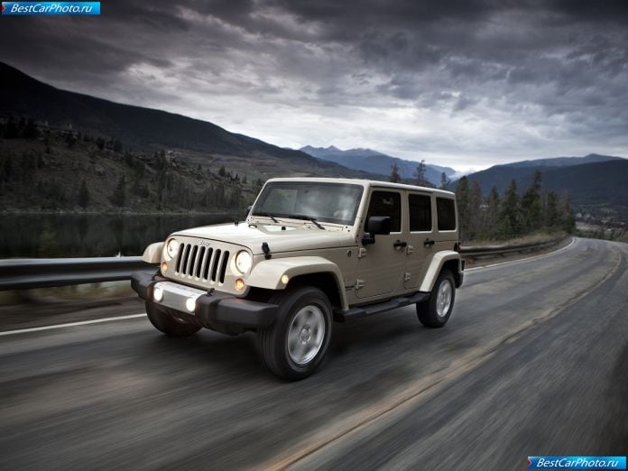 2011 Jeep Wrangler - фотография 9 из 27