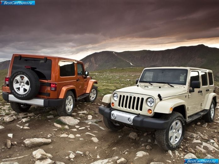 2011 Jeep Wrangler - фотография 20 из 27