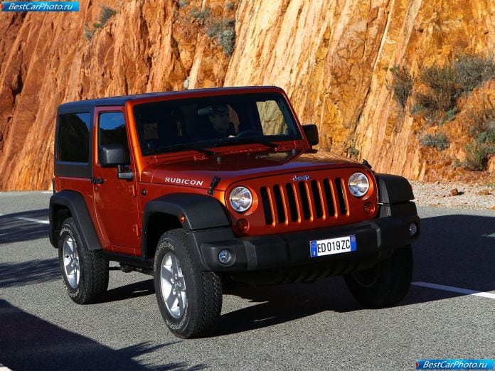 2012 Jeep Wrangler - фотография 8 из 63