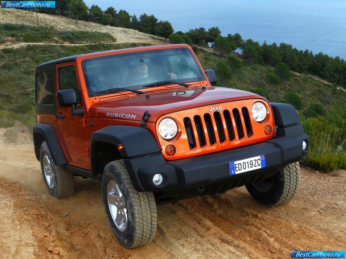 2012 Jeep Wrangler - фотография 9 из 63