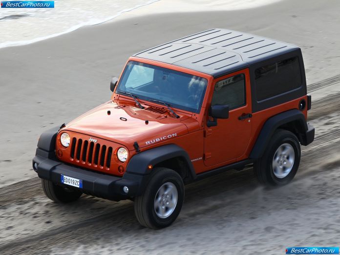 2012 Jeep Wrangler - фотография 10 из 63