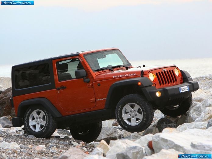 2012 Jeep Wrangler - фотография 11 из 63