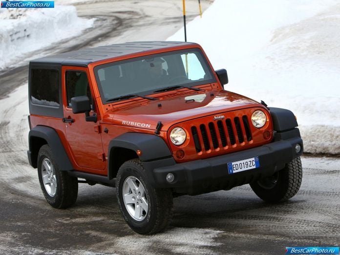 2012 Jeep Wrangler - фотография 16 из 63