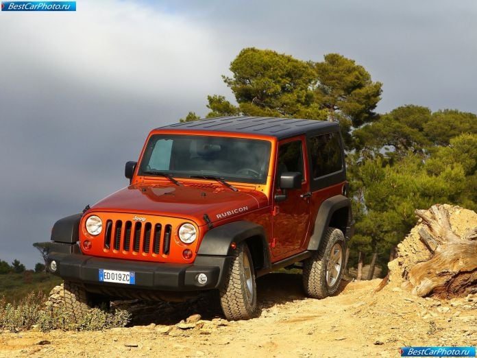 2012 Jeep Wrangler - фотография 23 из 63