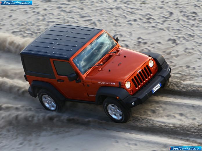 2012 Jeep Wrangler - фотография 28 из 63