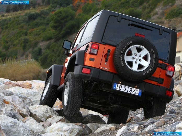 2012 Jeep Wrangler - фотография 52 из 63