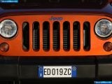 jeep_2012-wrangler_1600x1200_062.jpg