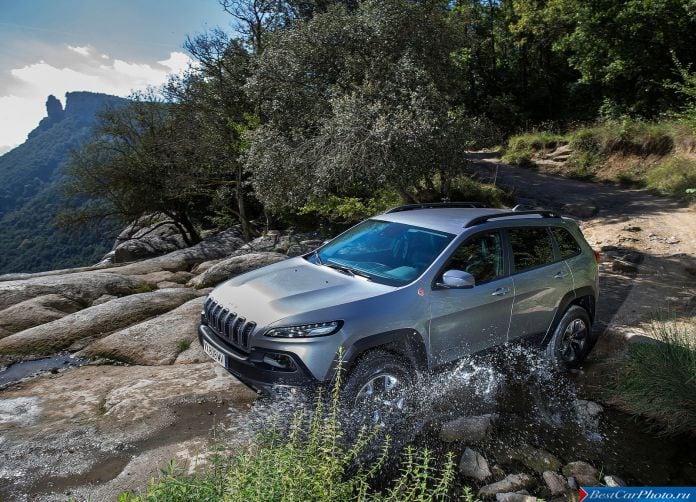 2014 Jeep Cherokee EU-Version - фотография 3 из 101