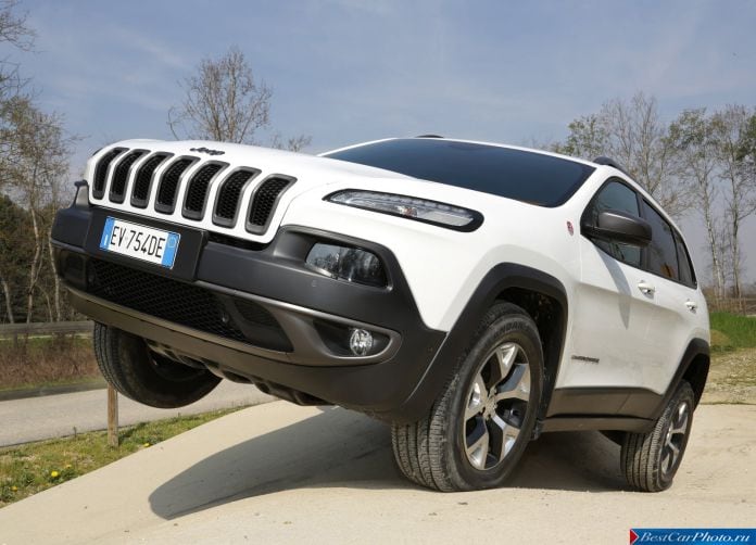 2014 Jeep Cherokee EU-Version - фотография 11 из 101