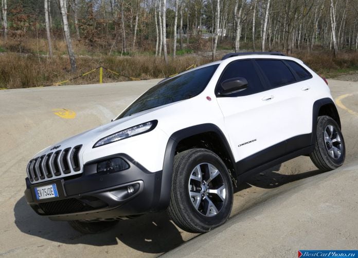 2014 Jeep Cherokee EU-Version - фотография 13 из 101