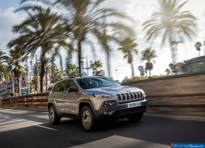 2014 Jeep Cherokee EU-Version - фотография 27 из 101