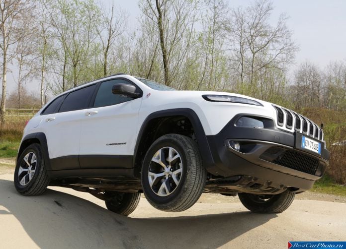 2014 Jeep Cherokee EU-Version - фотография 32 из 101